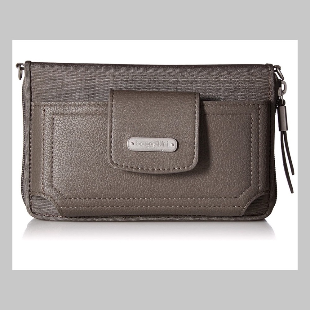 Baggallini New Classic RFID Phone Wallet Crossbody